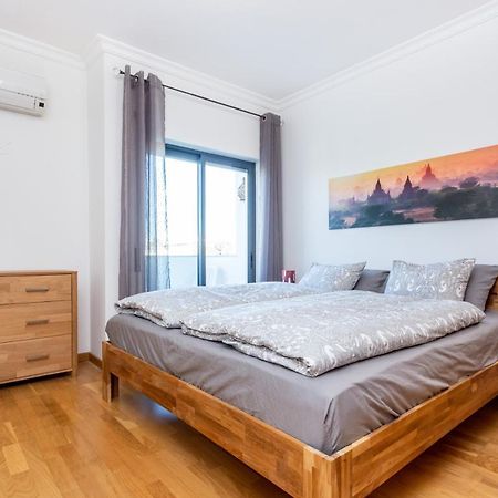Sacha'S Sweet Home, Lovely 2 Bedroom Apartment, Walking Distance To Town, Beach And Marina Lagos Kültér fotó