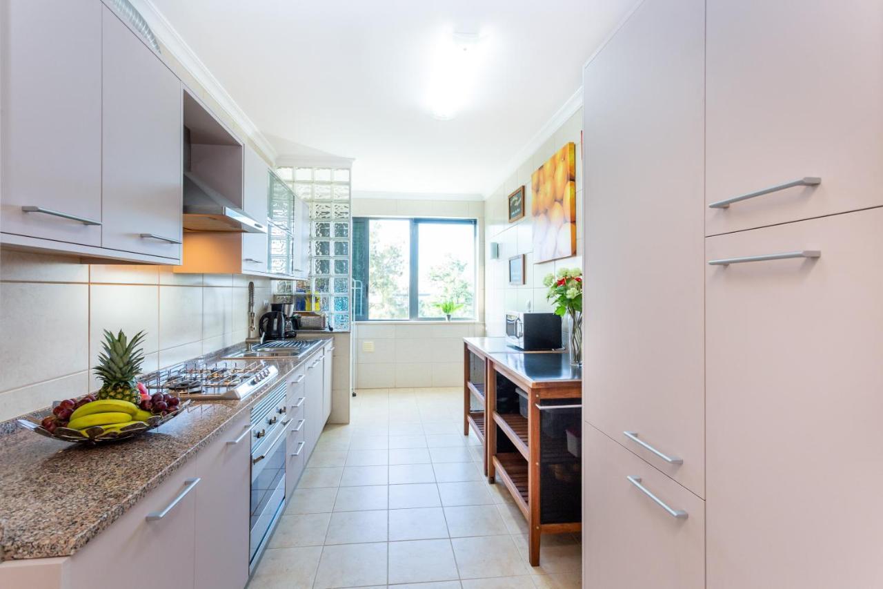 Sacha'S Sweet Home, Lovely 2 Bedroom Apartment, Walking Distance To Town, Beach And Marina Lagos Kültér fotó