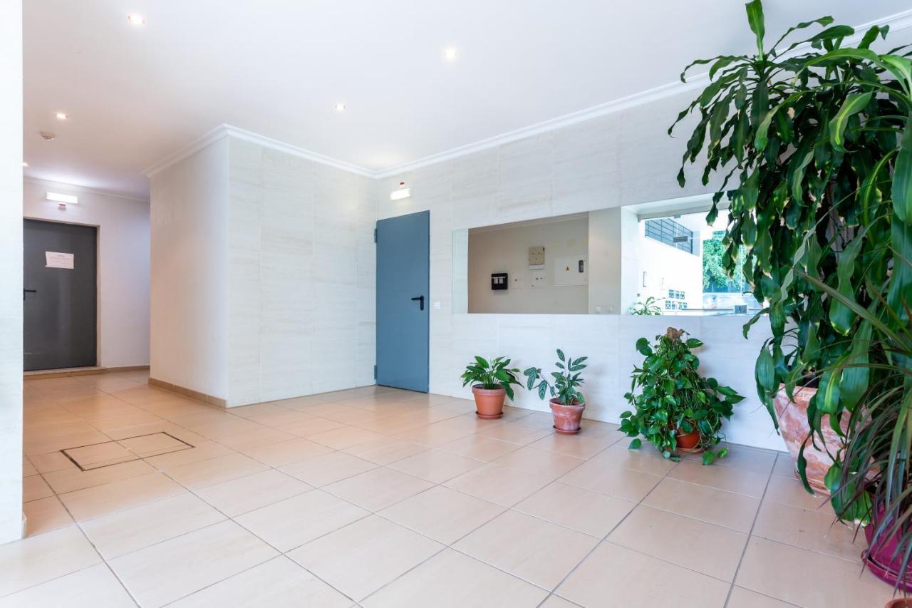 Sacha'S Sweet Home, Lovely 2 Bedroom Apartment, Walking Distance To Town, Beach And Marina Lagos Kültér fotó