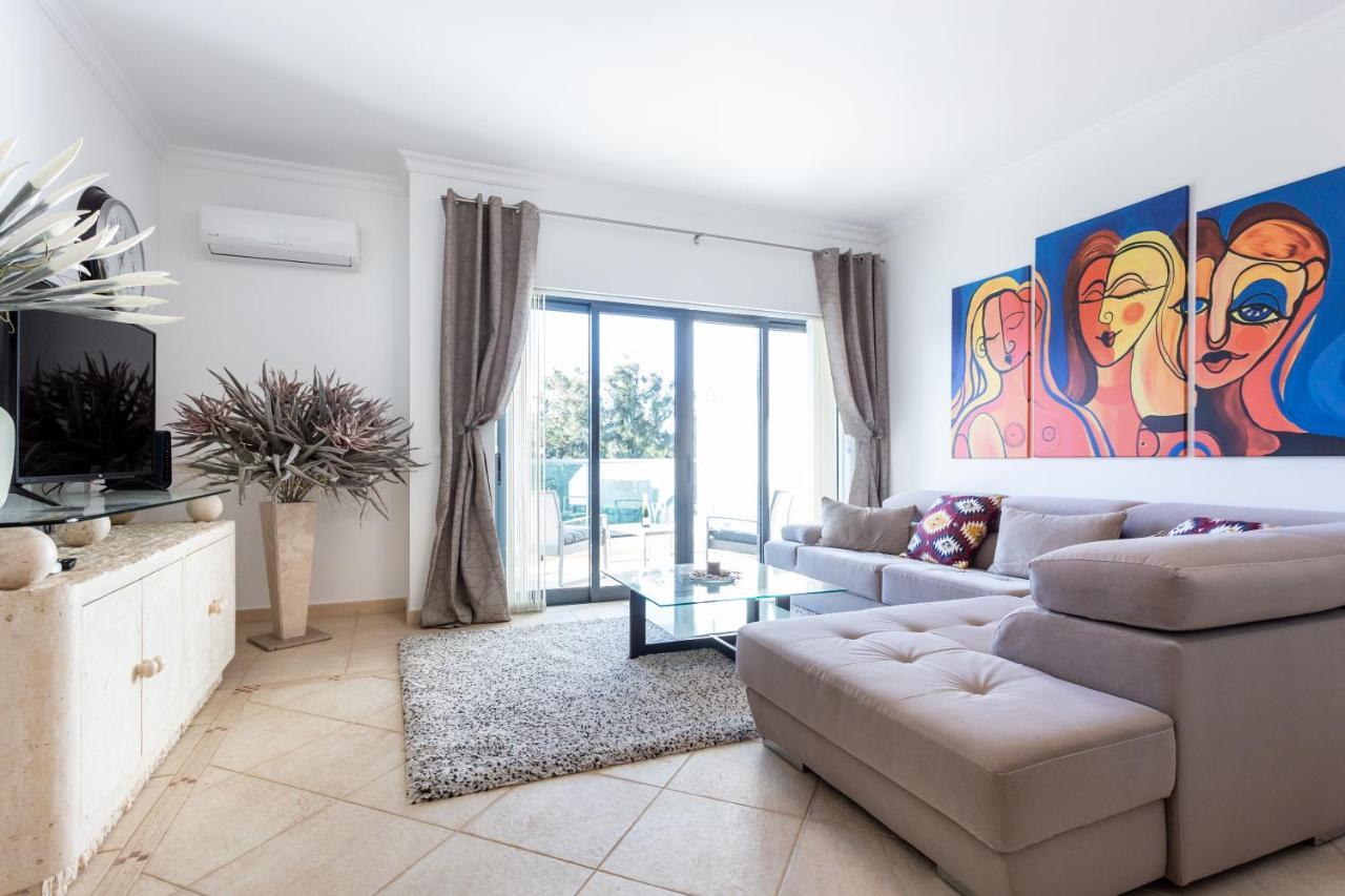 Sacha'S Sweet Home, Lovely 2 Bedroom Apartment, Walking Distance To Town, Beach And Marina Lagos Kültér fotó